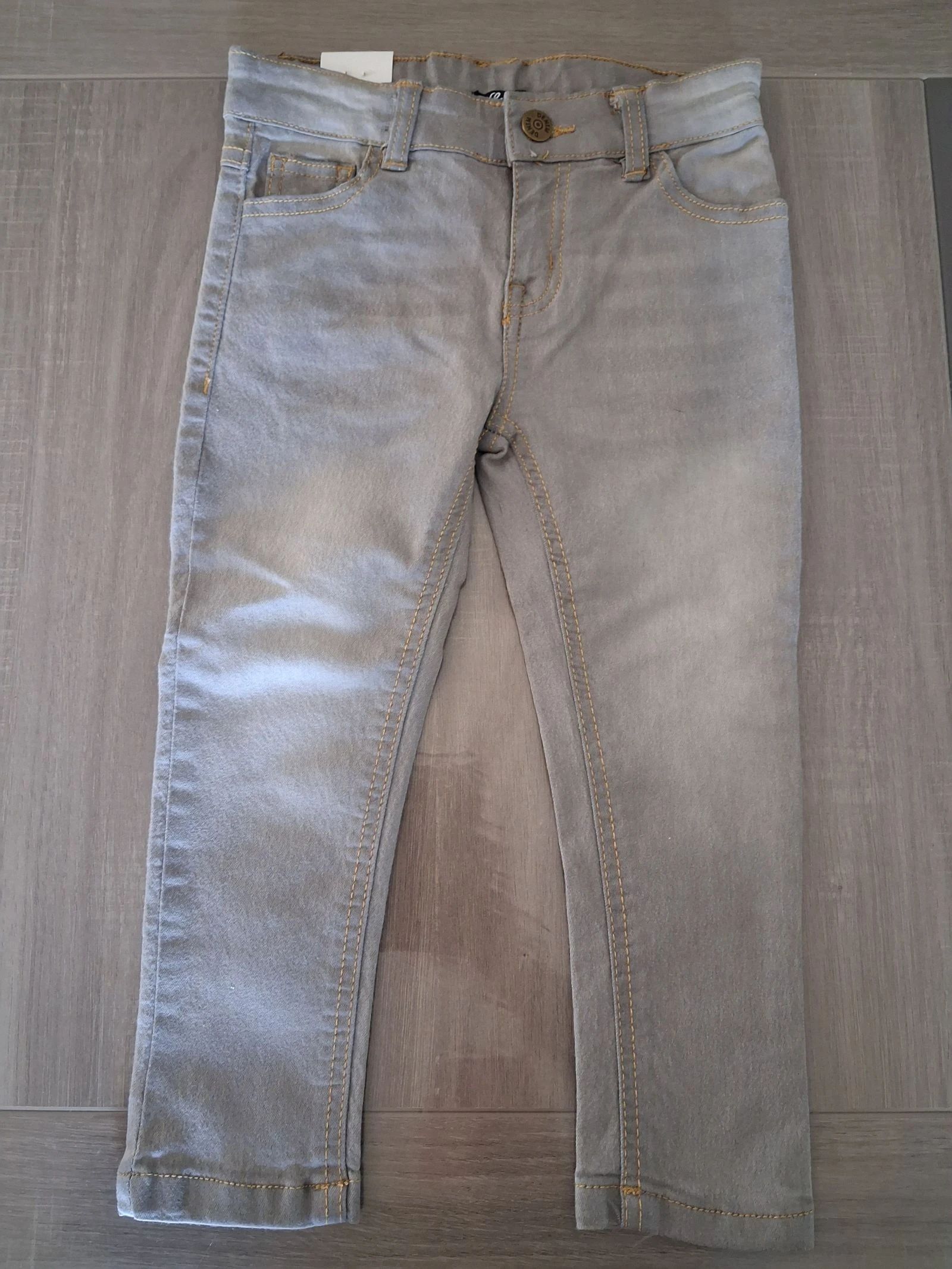 Jean gris clair Influx Basic 3 ans – Taille réglable – NEUF